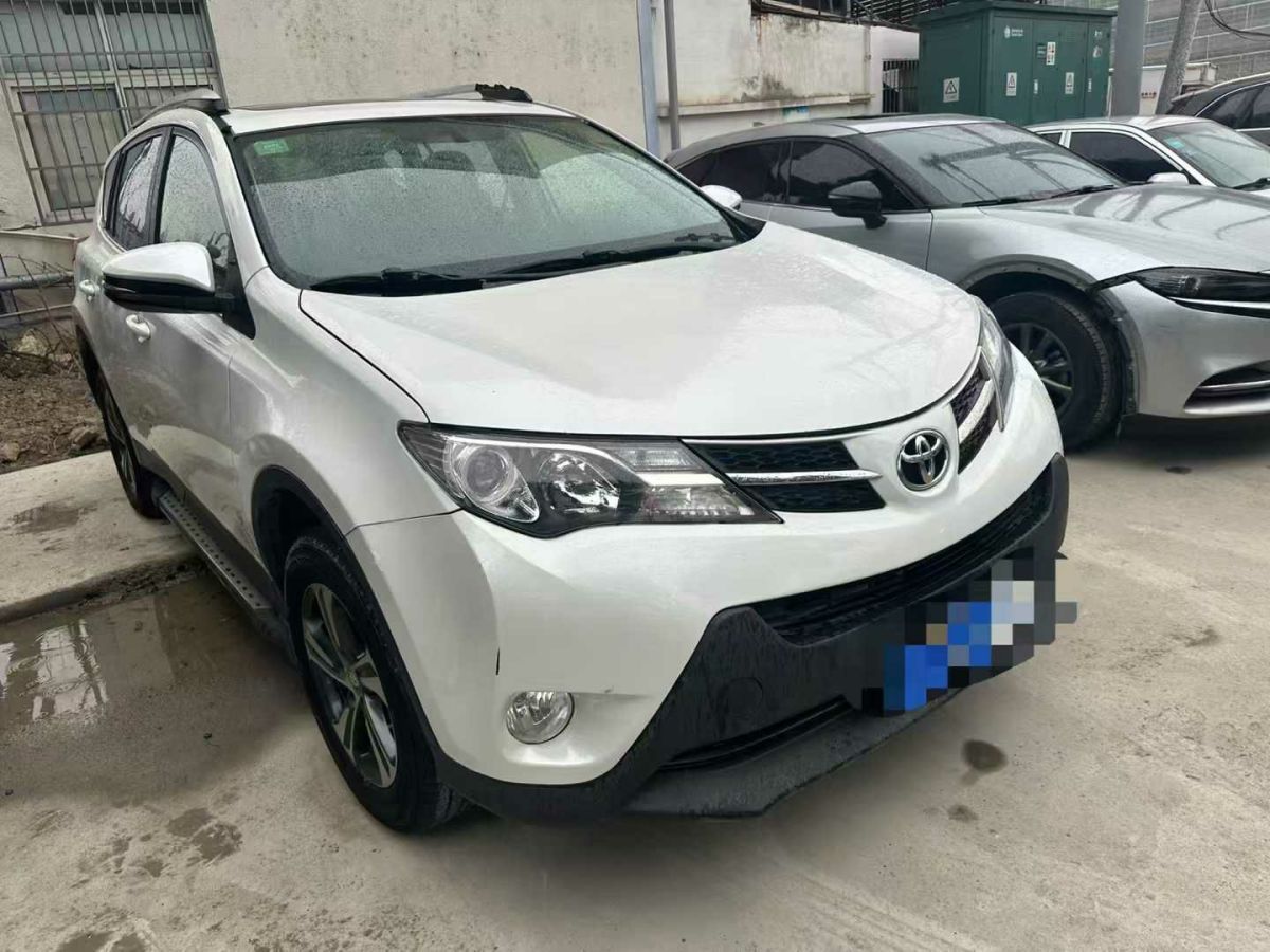 豐田 RAV4  2016款 榮放 2.0L CVT兩驅(qū)智尚版圖片