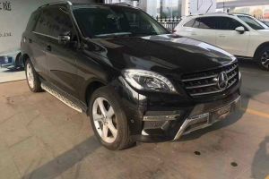 奔驰M级 奔驰 ML 320 4MATIC