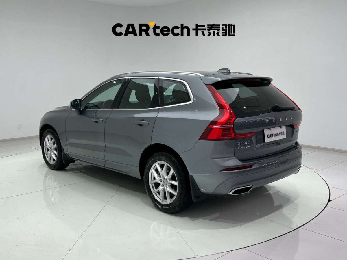 沃爾沃 XC60  2017款 2.0T T5 AWD 個(gè)性運(yùn)動(dòng)版圖片