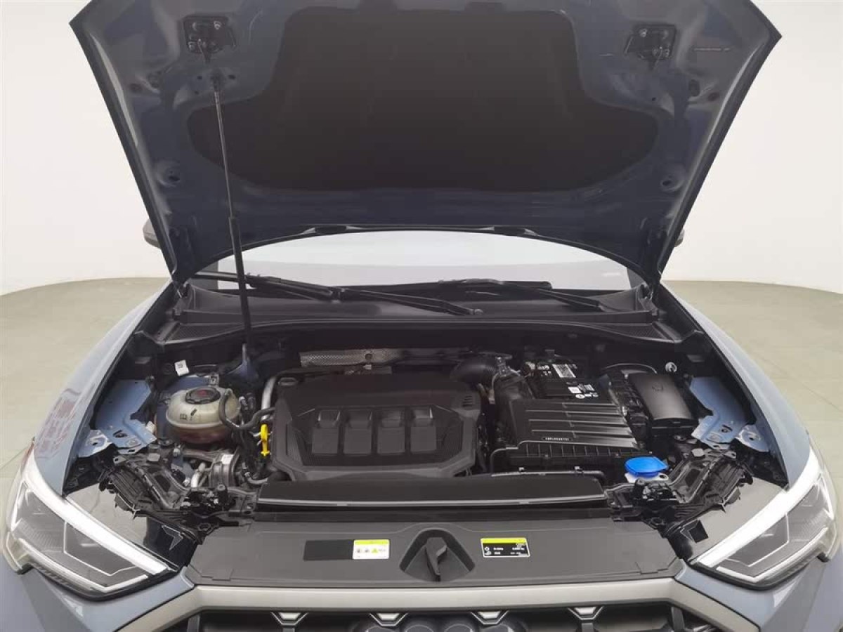 奧迪 奧迪Q3  2023款 40 TFSI RS套件燃速型圖片