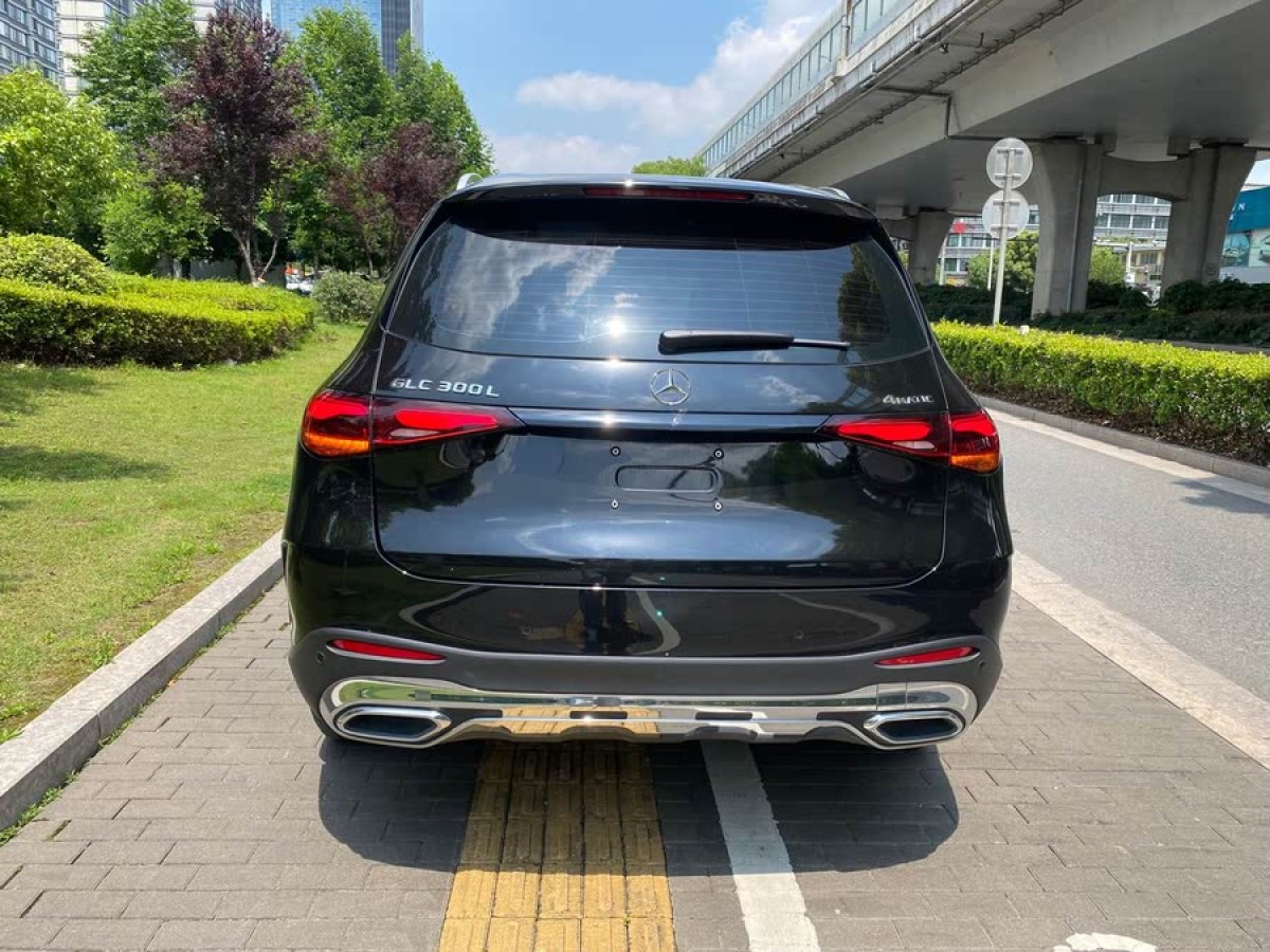 奔馳 奔馳GLC  2025款 改款 GLC 300 L 4MATIC 動感型 7座圖片