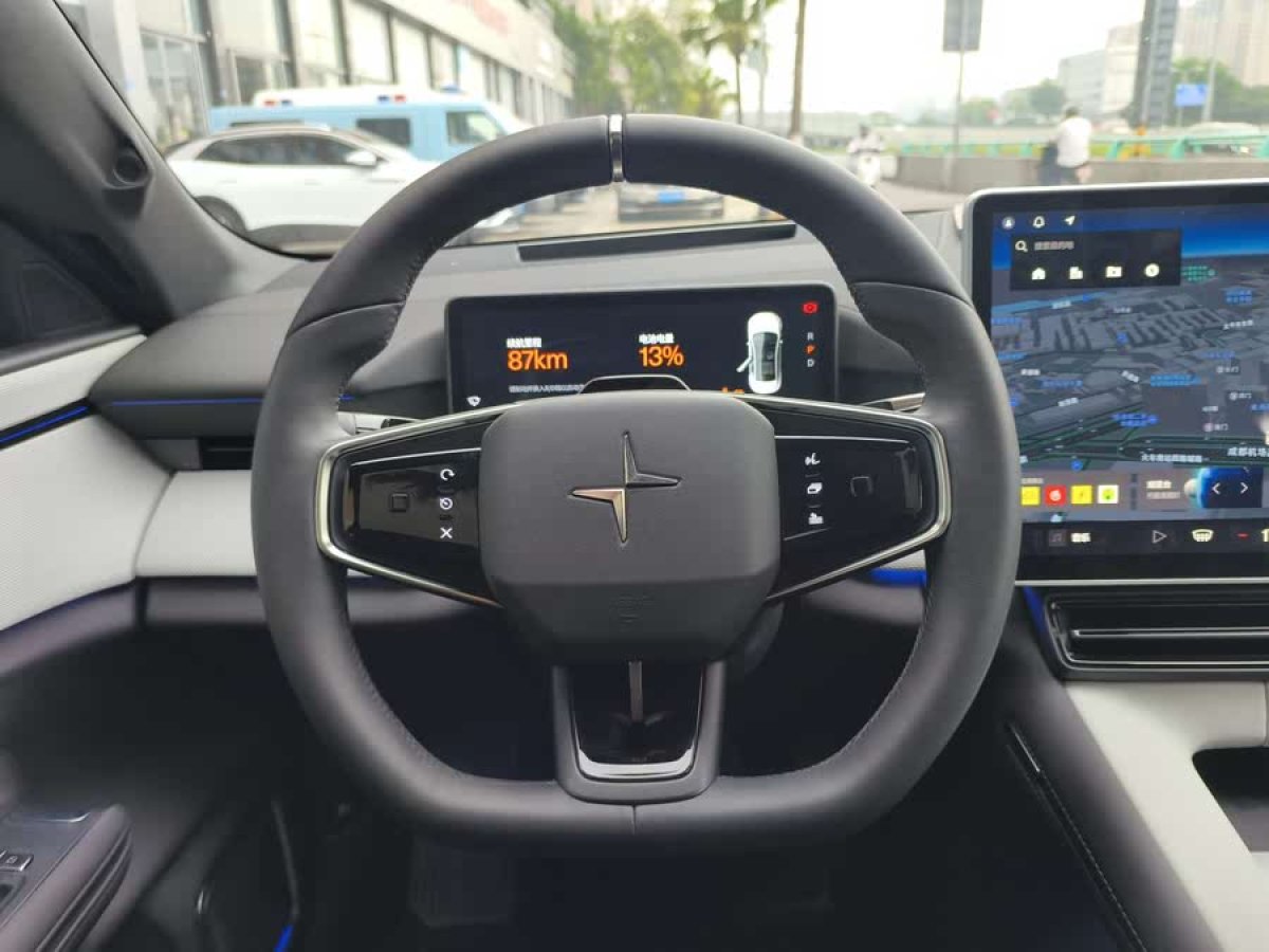 Polestar極星 Polestar 4  2023款 單電機標(biāo)準續(xù)航PLUS圖片