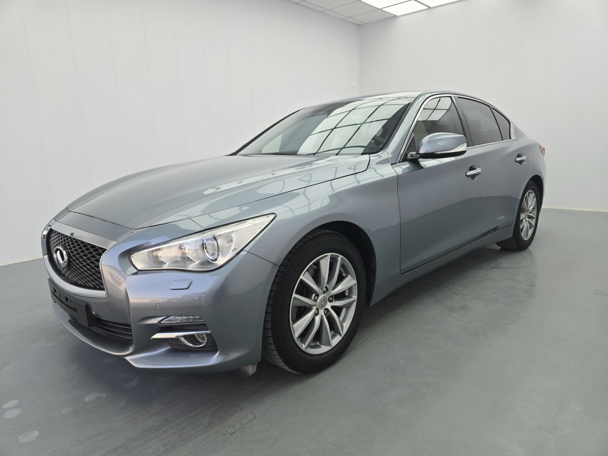 英菲尼迪 Q50  2014款 2.0T 舒適版圖片