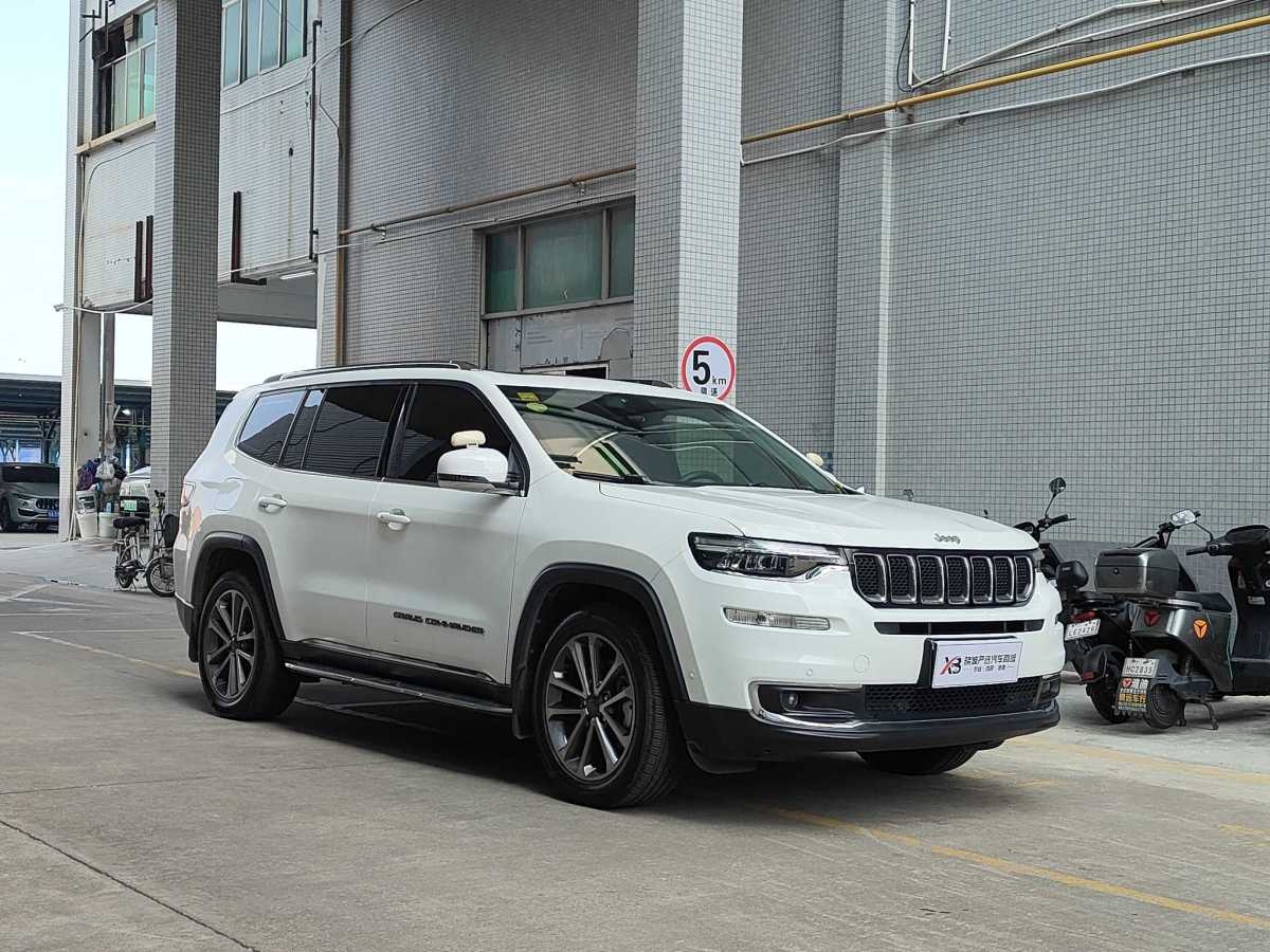 Jeep 大指揮官  2018款 2.0T 四驅(qū)悅享版 國(guó)VI圖片