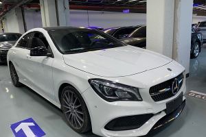 奔驰CLA级 奔驰 CLA 220 4MATIC