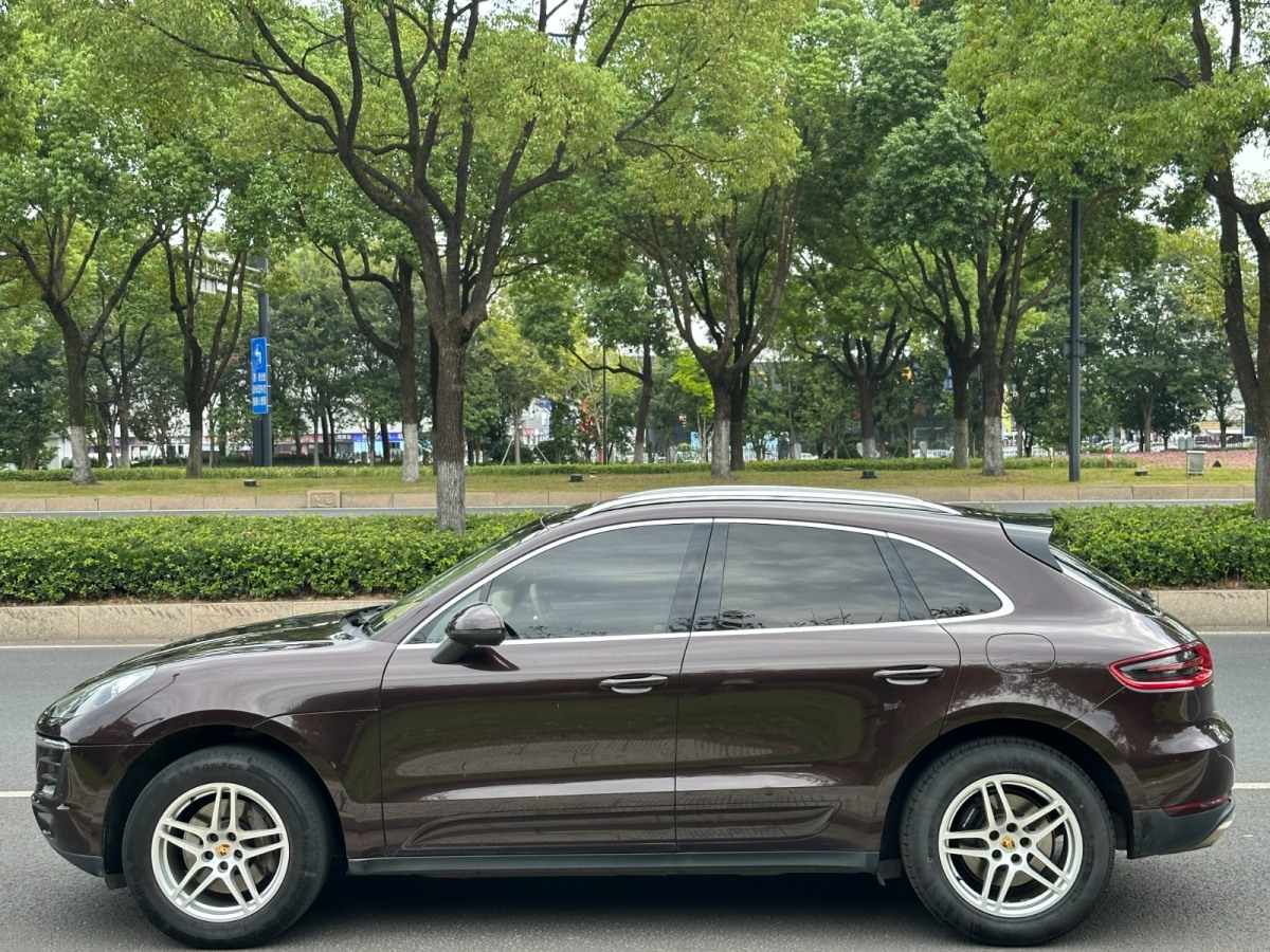 保時(shí)捷 Macan  2014款 Macan 2.0T圖片