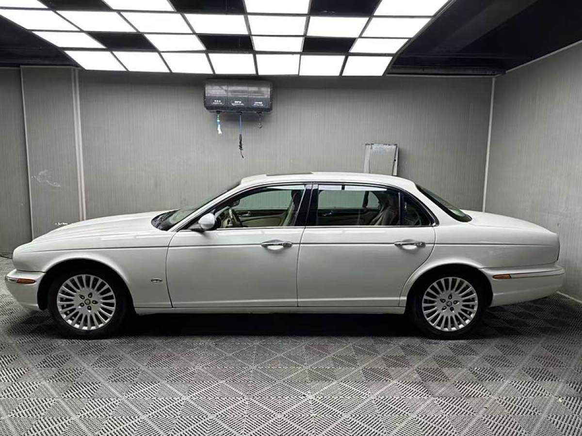 捷豹 XJ  2005款 XJ6L 3.0圖片