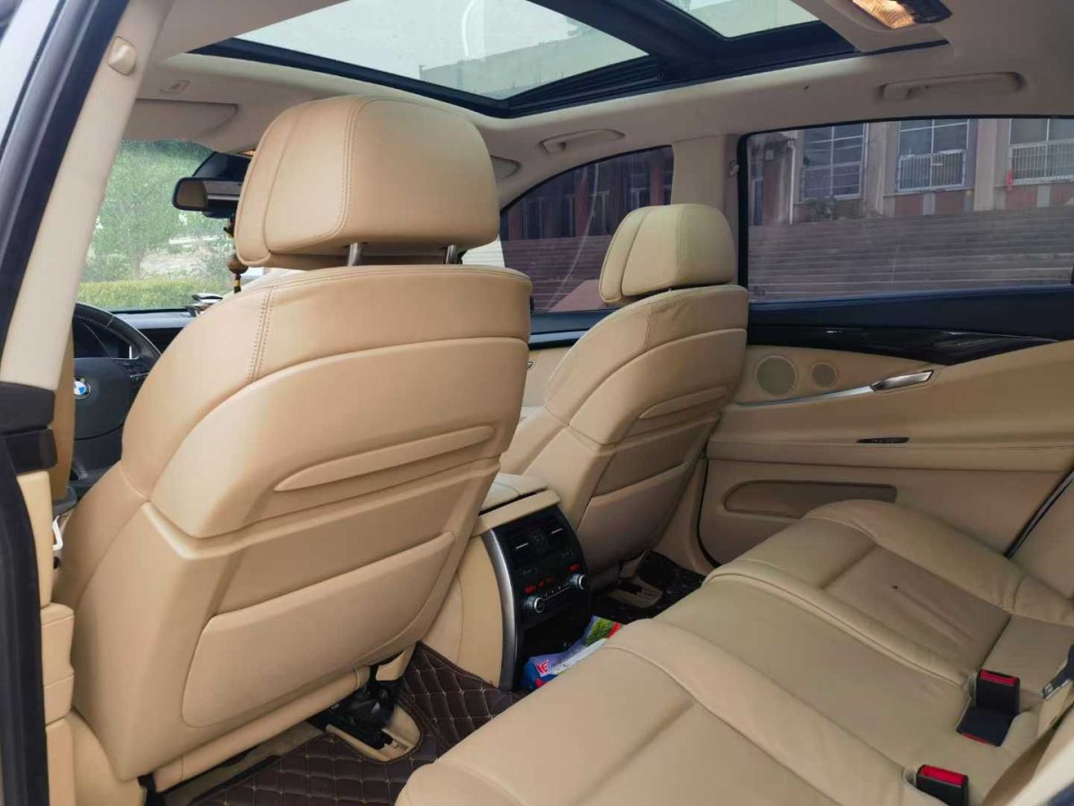 寶馬 寶馬5系  2011款 GT535i xDrive 3.0T 豪華型圖片