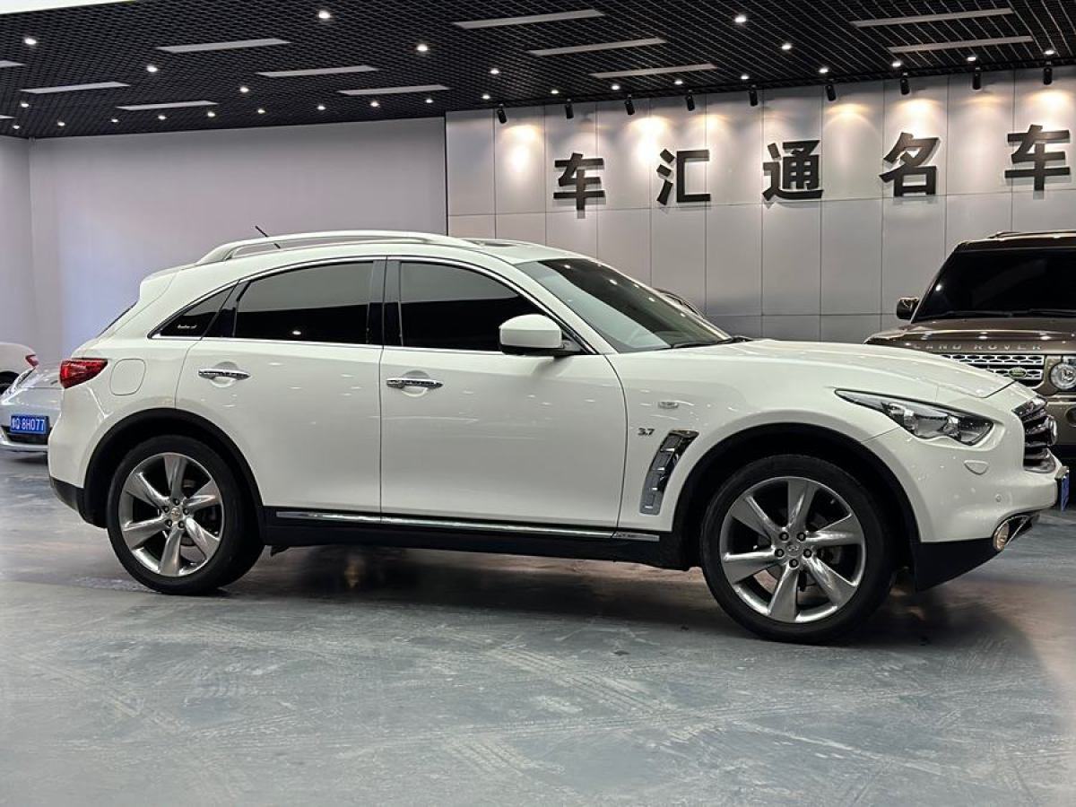 英菲尼迪 QX70  2013款 3.7L 超越版圖片