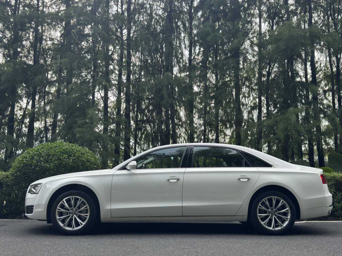 奧迪 奧迪A8  2013款 A8L 55 TFSI quattro豪華型圖片