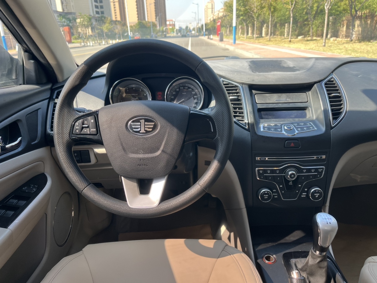 奔騰 B50  2013款 1.6L 手動舒適型圖片