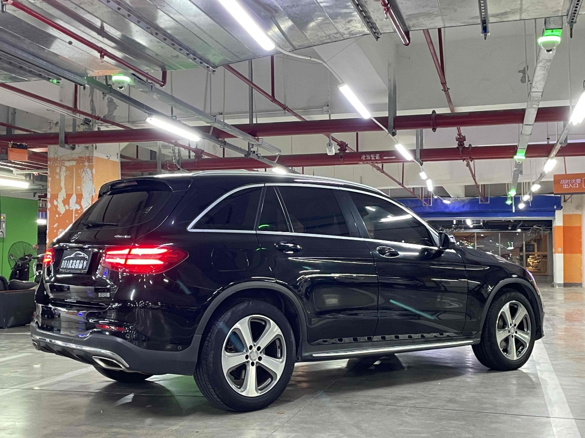 2017年3月奔馳 奔馳GLC  2017款 GLC 300 4MATIC 豪華型