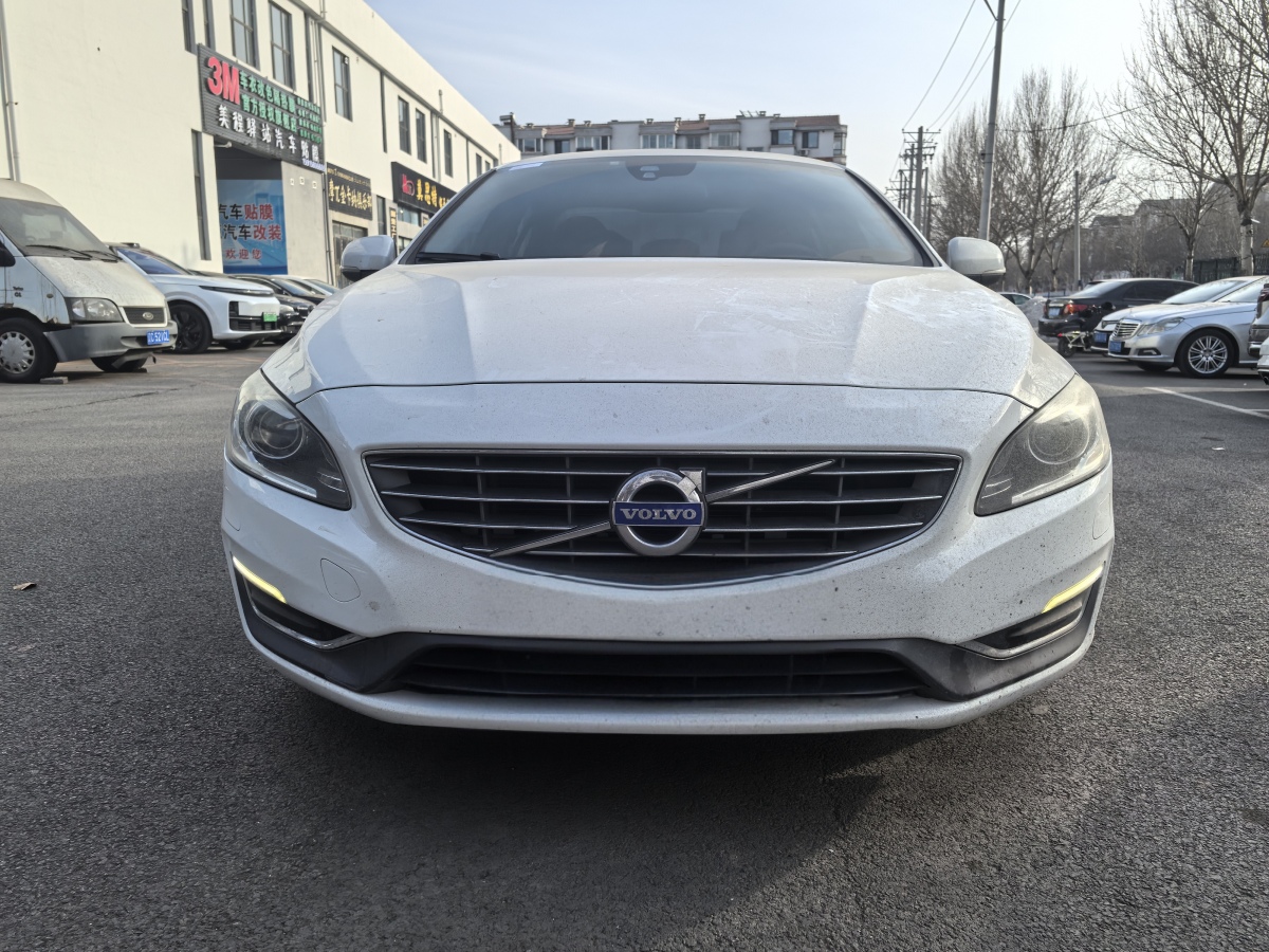 沃爾沃 S60  2014款 S60L 2.0T 智進(jìn)版圖片