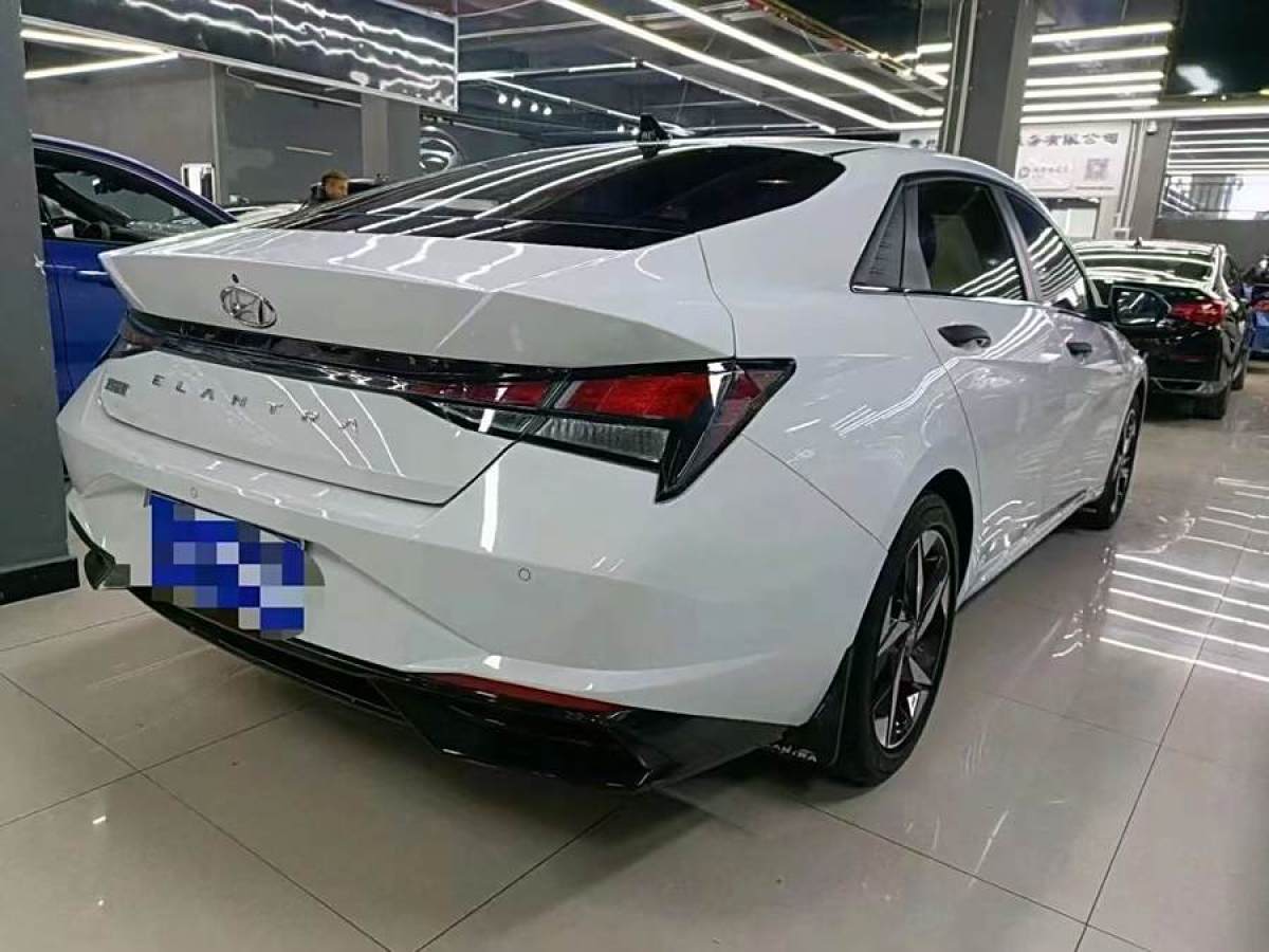 現(xiàn)代 伊蘭特  2022款 1.5L CVT GLS領(lǐng)先版圖片