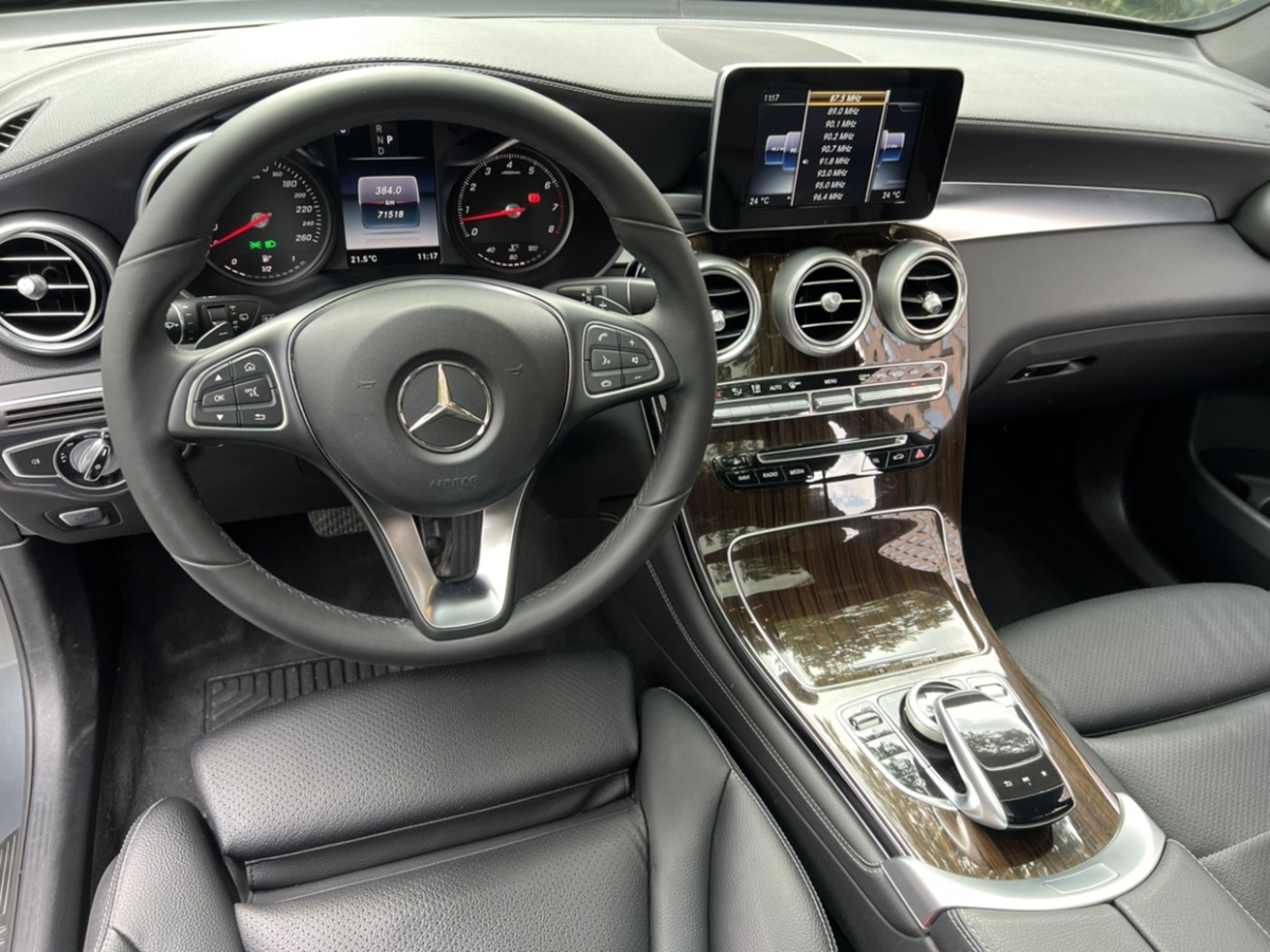 2017年2月奔馳 奔馳GLC  2017款 GLC 260 4MATIC 動感型