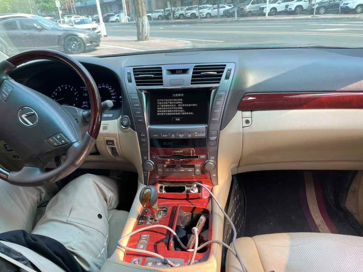 雷克薩斯 LS  2007款 600hL 尊貴版圖片