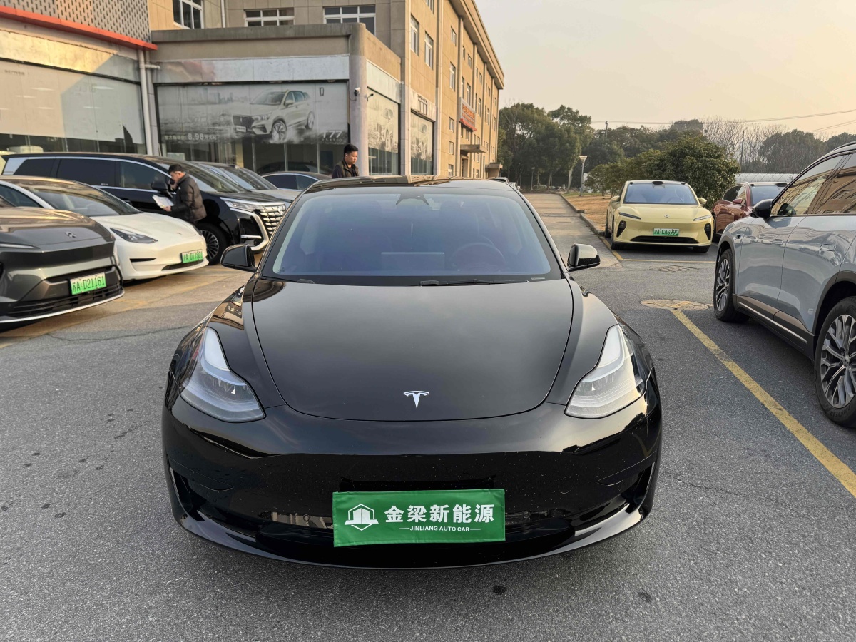 特斯拉 Model Y  2022款 改款 后輪驅(qū)動版圖片