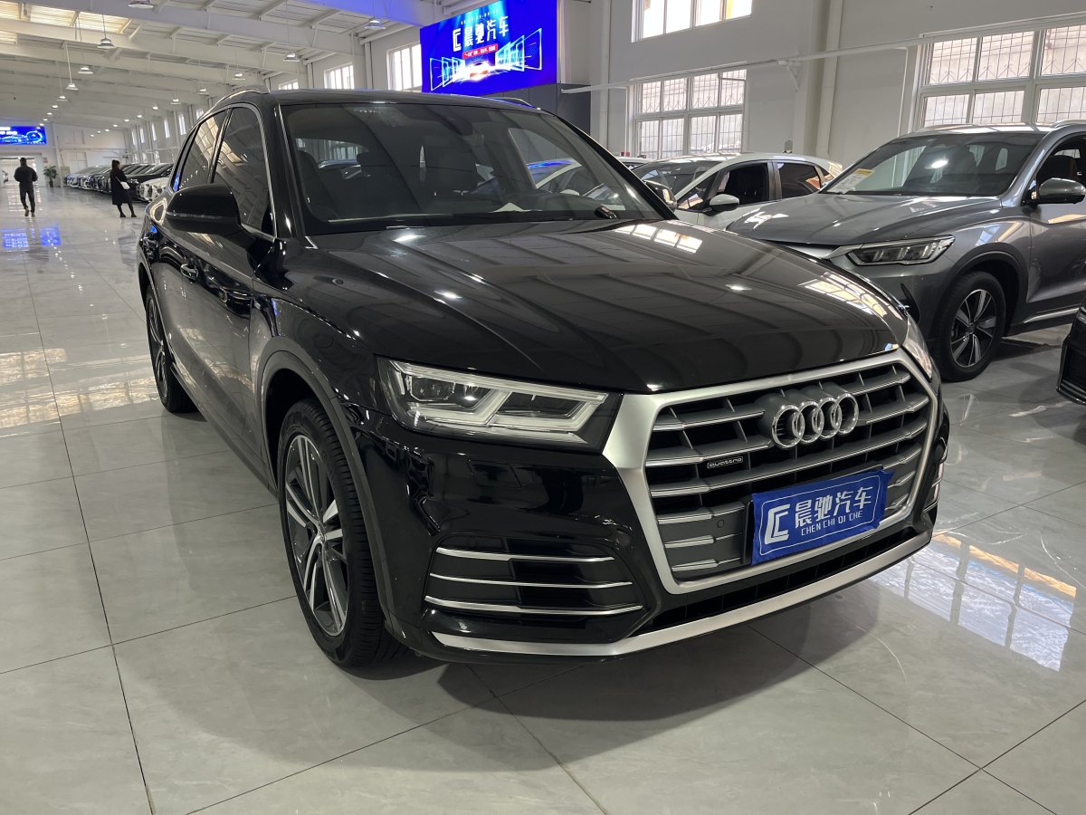 奧迪 奧迪Q5L  2020款 改款 40 TFSI 榮享時尚型圖片