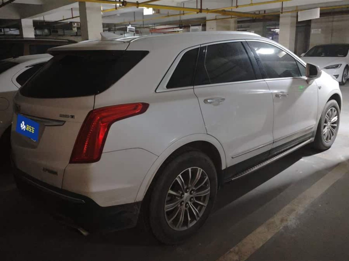 凱迪拉克 XT5  2018款 28T 四驅(qū)豪華型圖片