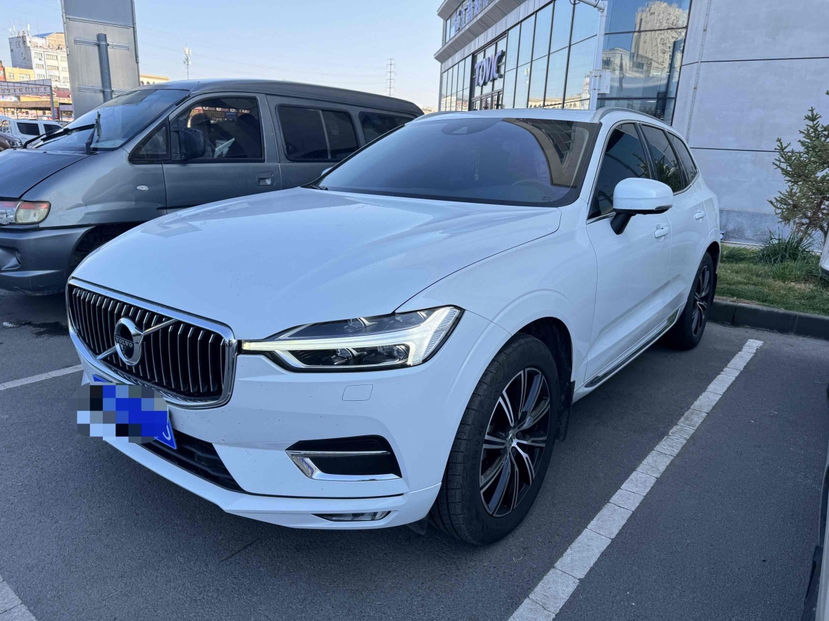 2019年9月沃爾沃 XC60  2020款 T5 四驅(qū)智雅豪華版