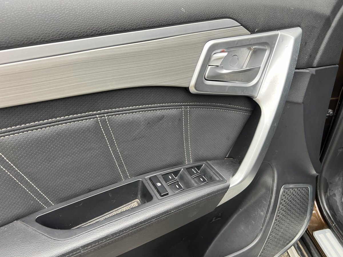2017年5月吉利 远景SUV  2016款 1.8L 手动尊贵型