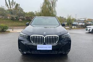 宝马X5 宝马 xDrive 40Li M运动曜夜套装