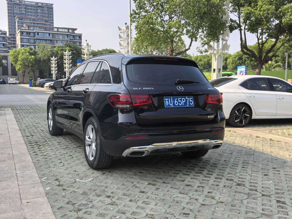 奔馳 奔馳GLC  2018款 改款 GLC 260 4MATIC 動(dòng)感型圖片