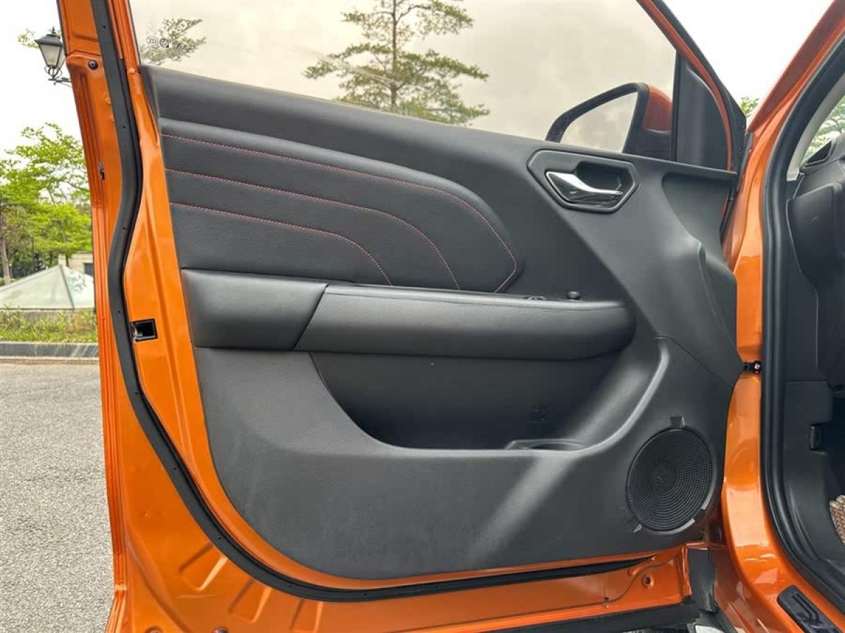 東南 DX3  2016款 1.5L 手動尊貴型圖片