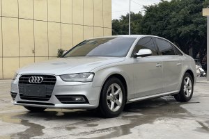 奧迪A4L 奧迪 30 TFSI 自動(dòng)舒適型