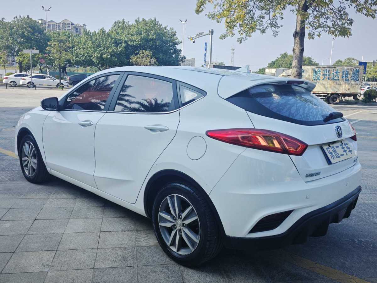 長(zhǎng)安 逸動(dòng)XT  2016款 1.6L 自動(dòng)俊酷型圖片