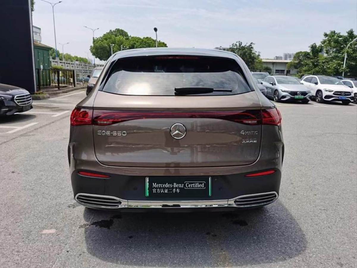 奔馳 奔馳EQE SUV  2023款 350 4MATIC 豪華版圖片