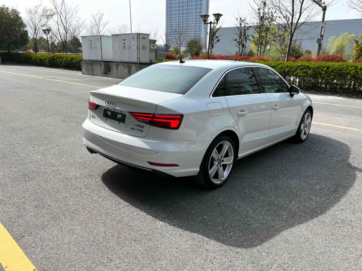 奧迪 奧迪A3  2019款 Limousine 35 TFSI 風(fēng)尚型 國V圖片