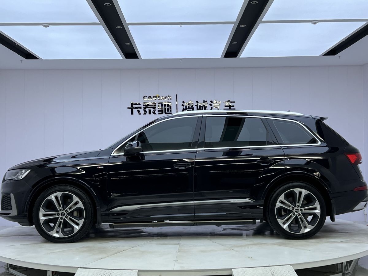 2021年5月奧迪 奧迪Q7  2023款 55 TFSI quattro S line運(yùn)動(dòng)型