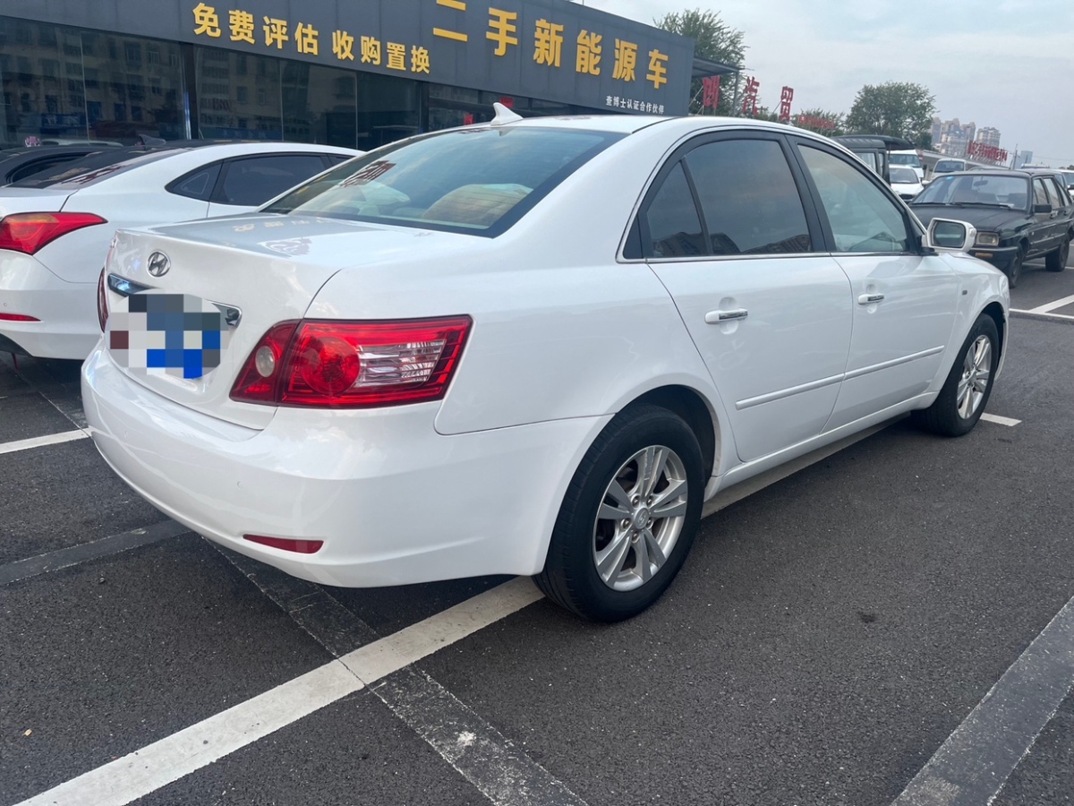 2019年12月現(xiàn)代 領(lǐng)翔  2009款 2.0L AT DLX