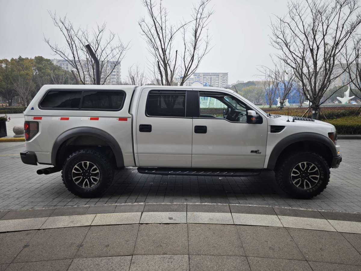 福特 F-150  2011款 6.2L SVT Raptor SuperCrew圖片