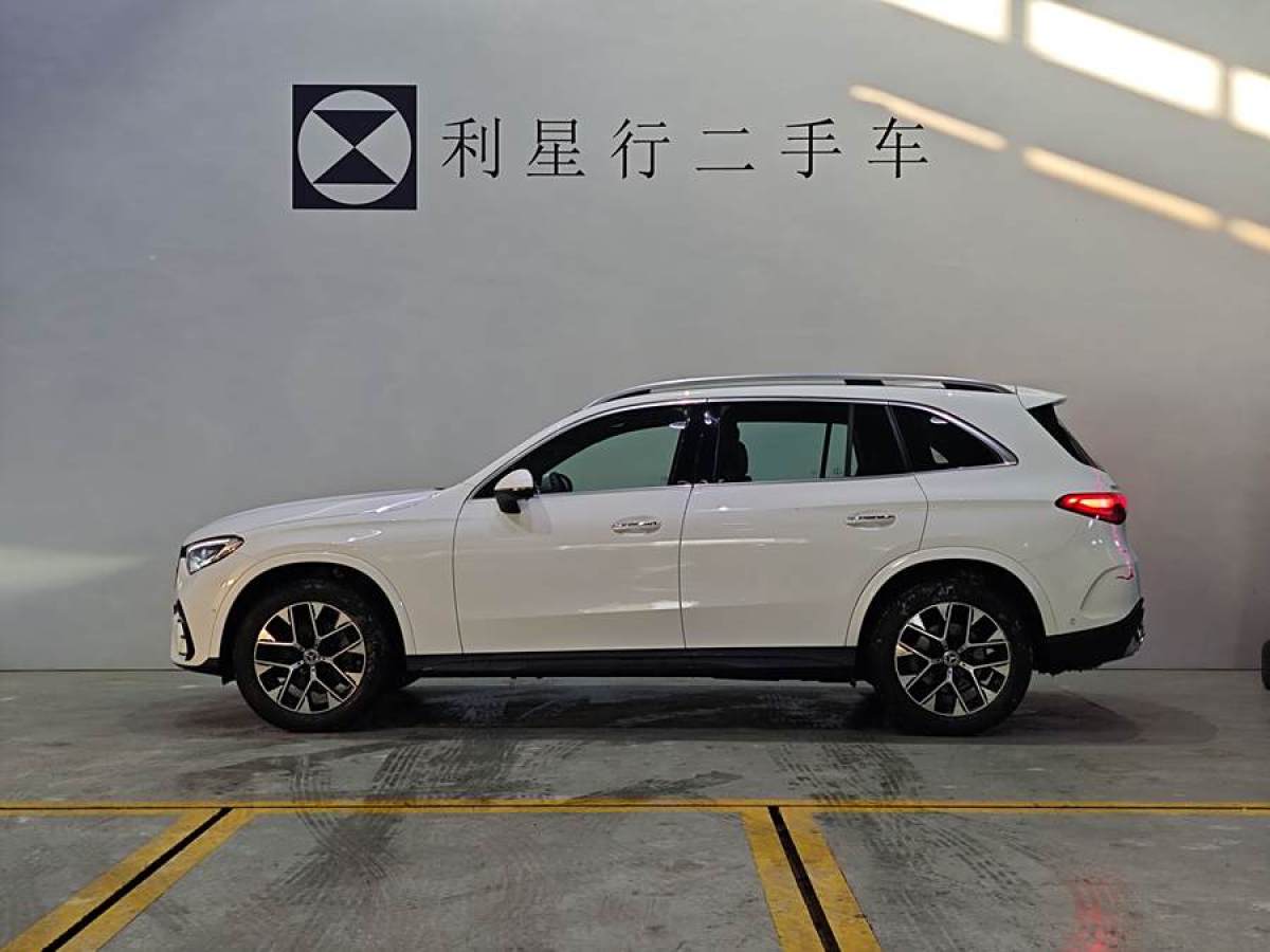 奔馳 奔馳GLC  2024款 改款 GLC 260 L 4MATIC 豪華型 5座圖片