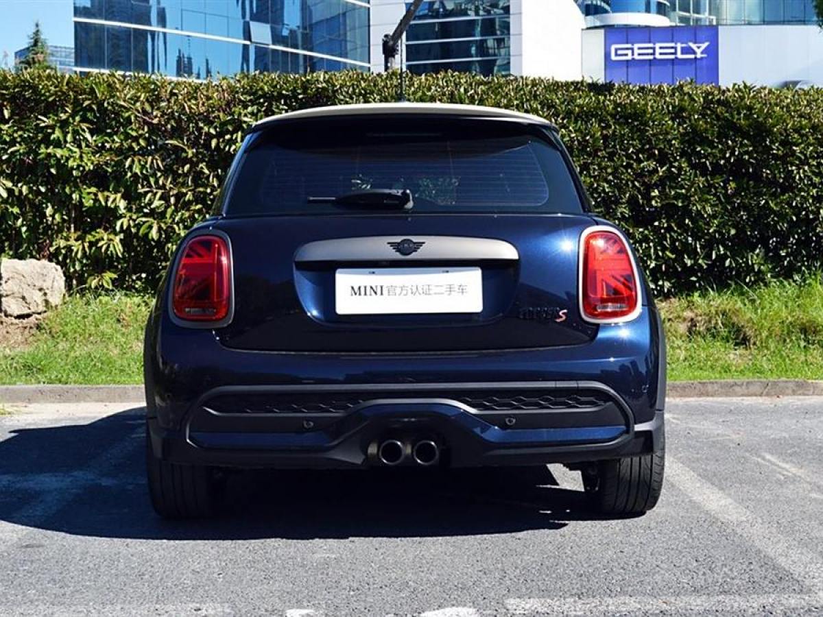 MINI MINI  2023款 2.0T COOPER S 執(zhí)迷版圖片