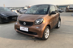 fortwo smart 1.0L 52千瓦硬頂靈動(dòng)版