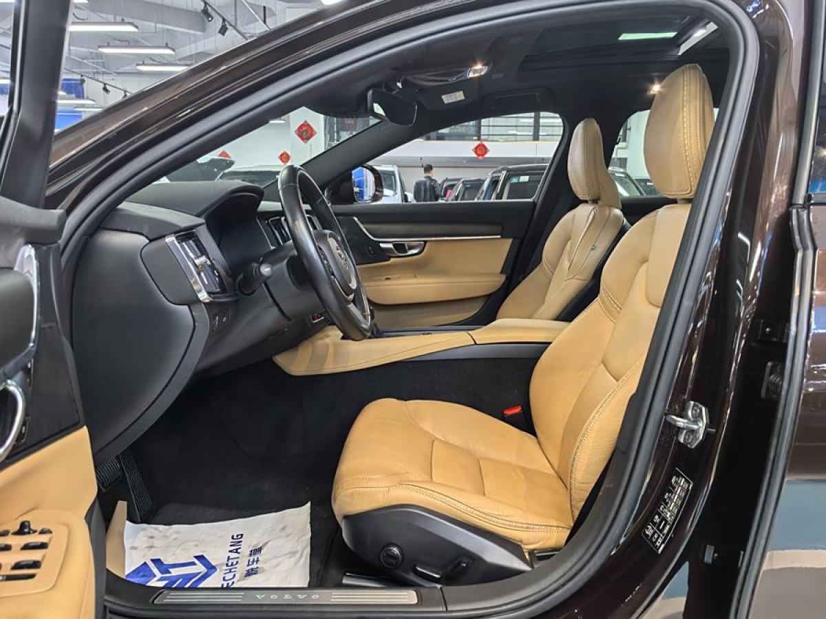 沃爾沃 V90  2019款  Cross Country T5 AWD 智遠(yuǎn)版 國(guó)VI圖片