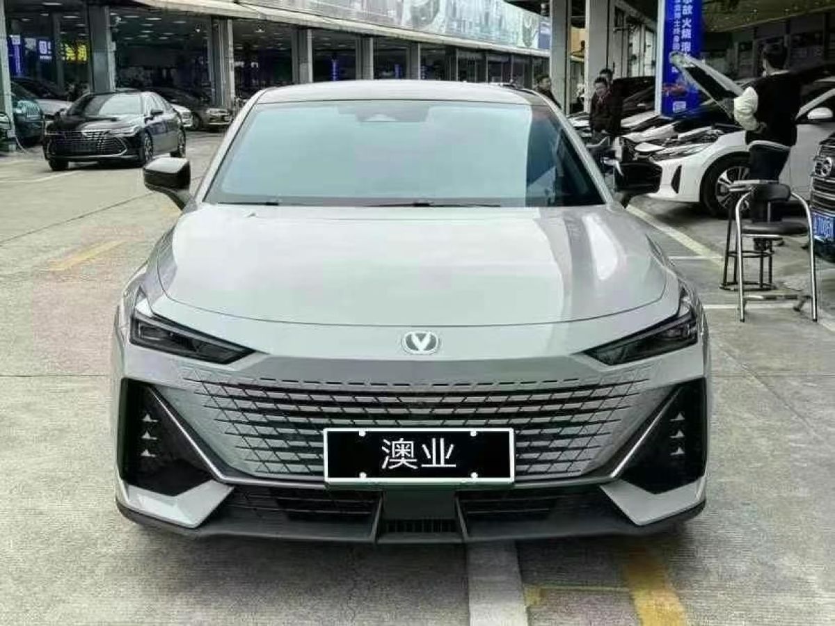 2023年2月長(zhǎng)安 UNI-T  2023款 1.5T 卓越型