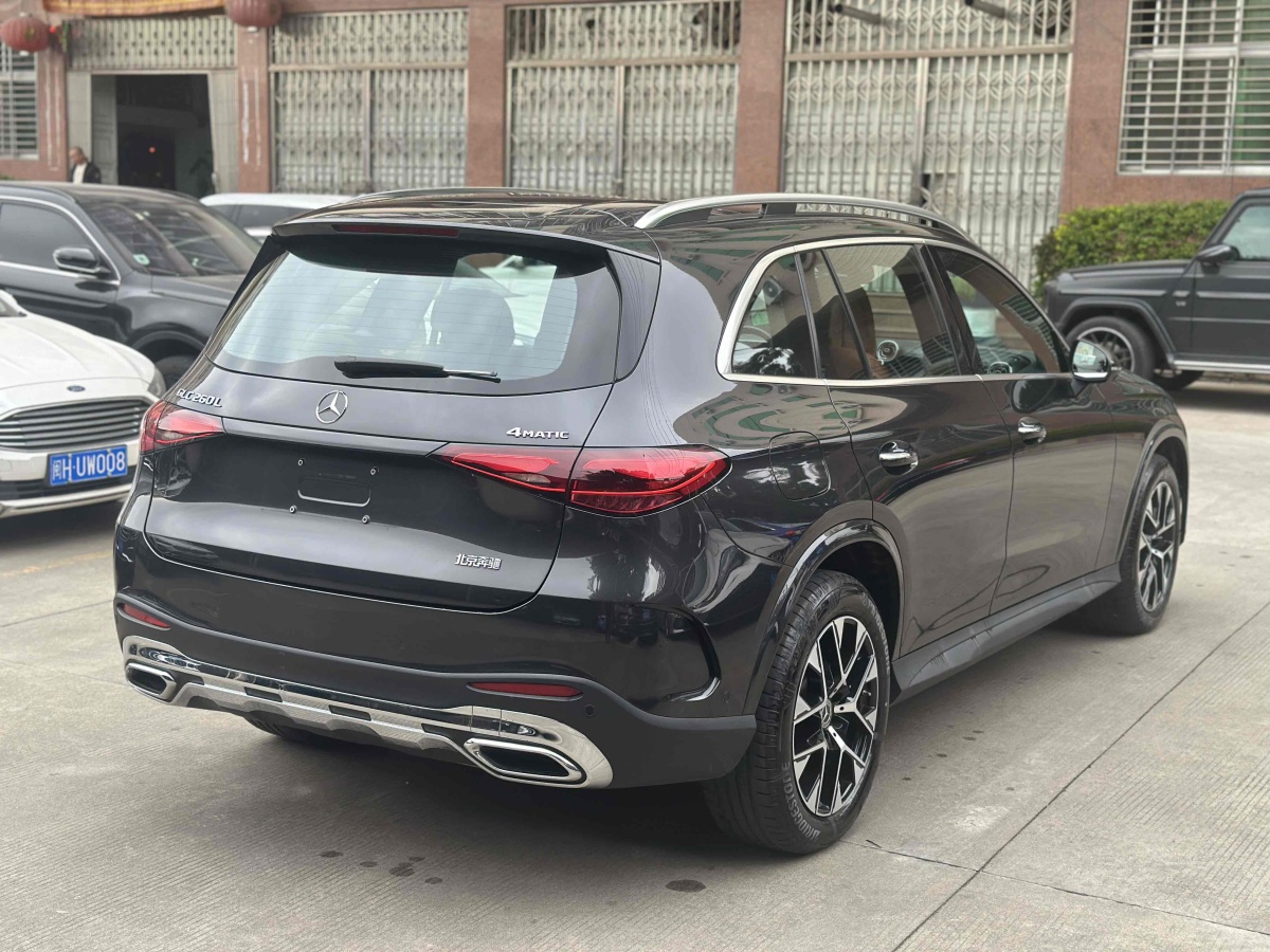 奔馳 奔馳GLC  2024款 改款 GLC 260 L 4MATIC 豪華型 5座圖片