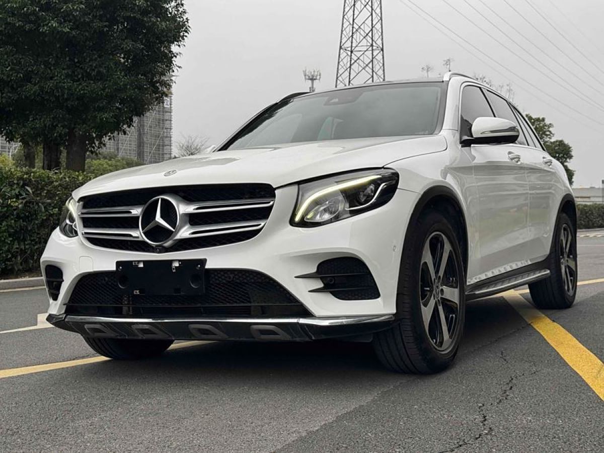 2018年1月奔馳 奔馳GLC  2017款 GLC 300 4MATIC 動(dòng)感型