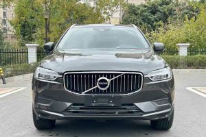 XC60 沃尔沃 T4 智逸版