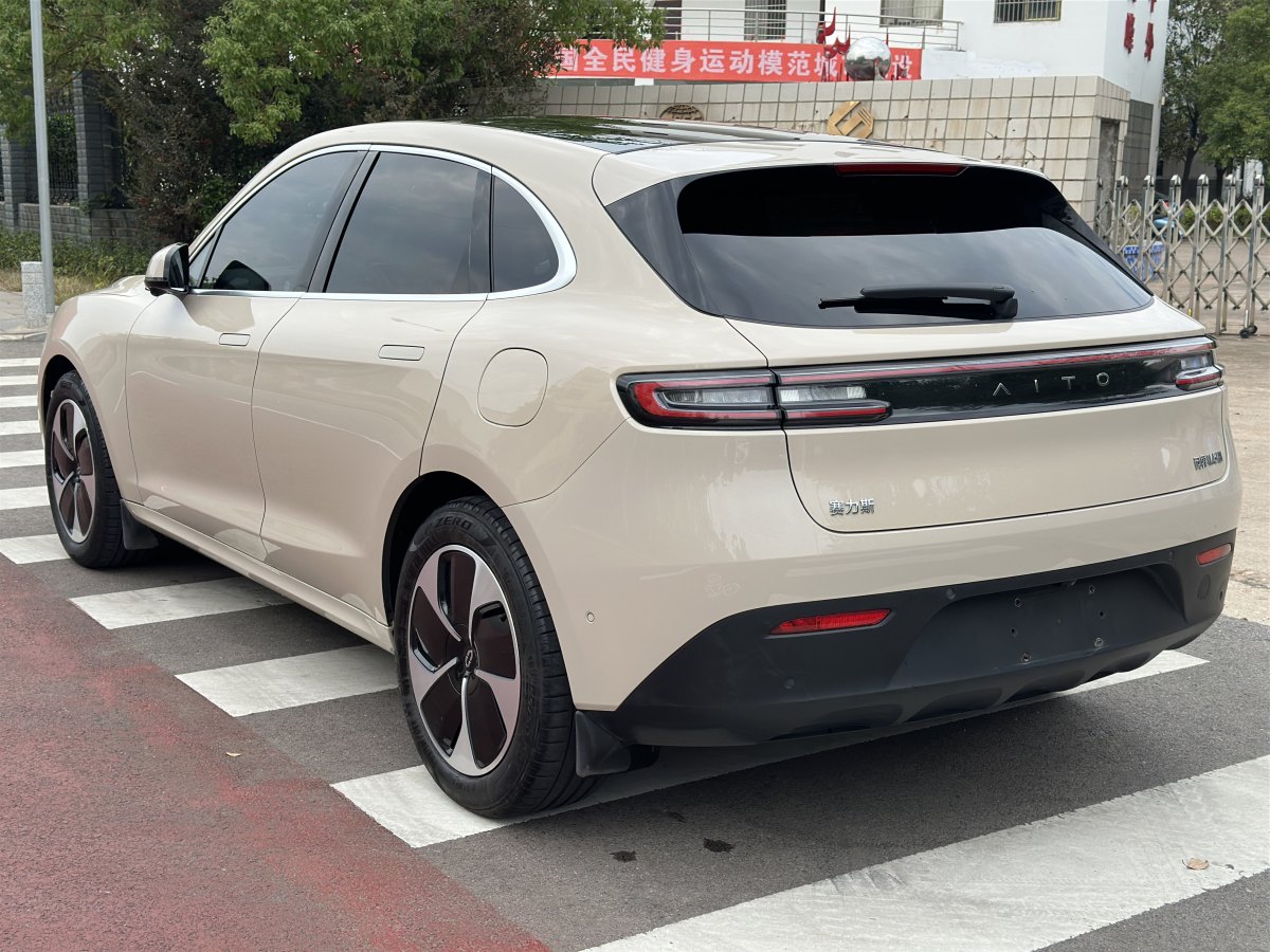 賽力斯 問界M5  2022款 M5 EV 后驅(qū)標(biāo)準(zhǔn)版圖片