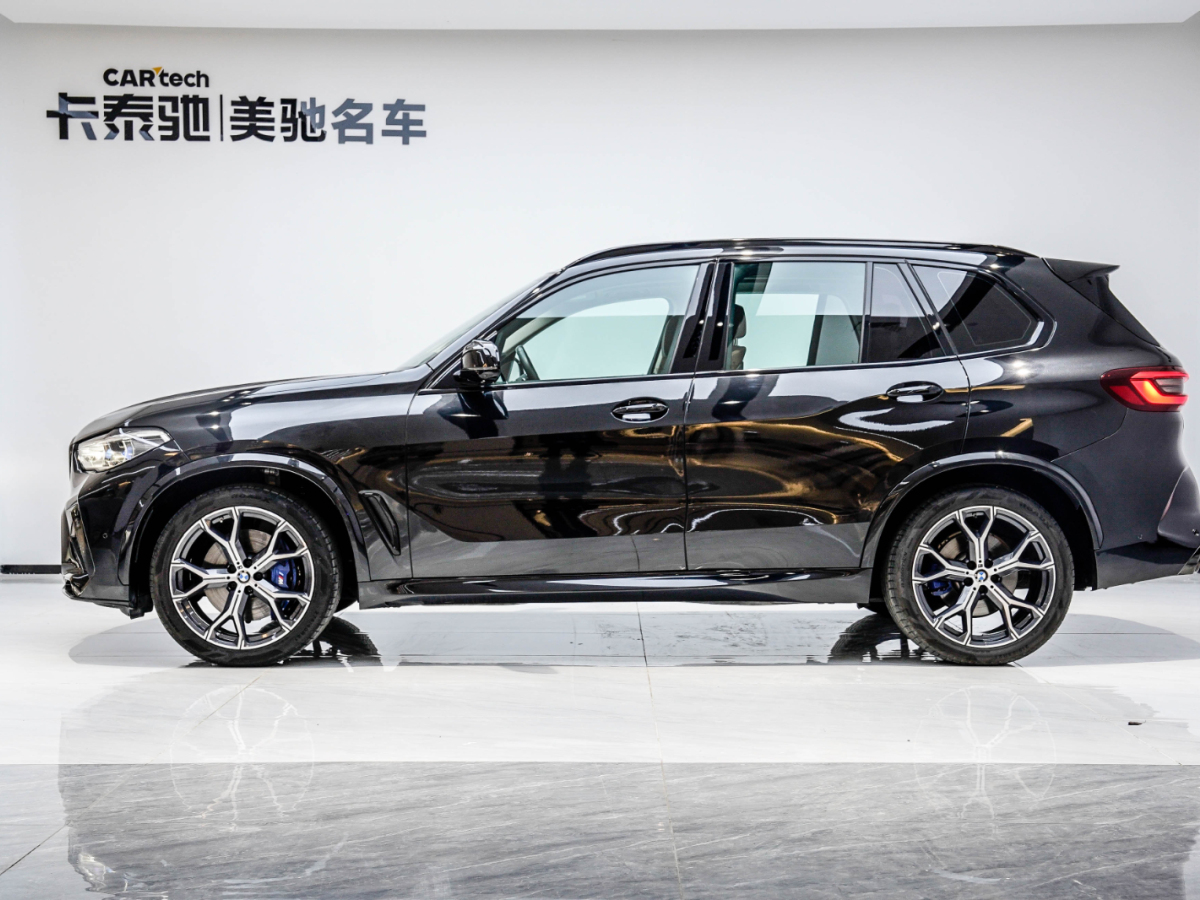 寶馬X5 2022款 xDrive40i 尊享型 M運(yùn)動(dòng)套裝圖片