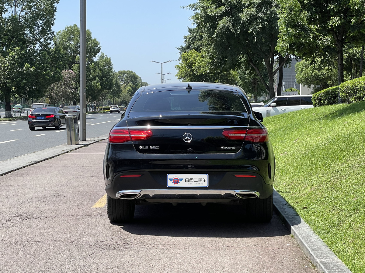 奔驰 奔驰GLE轿跑  2018款 GLE 320 4MATIC 轿跑SUV图片