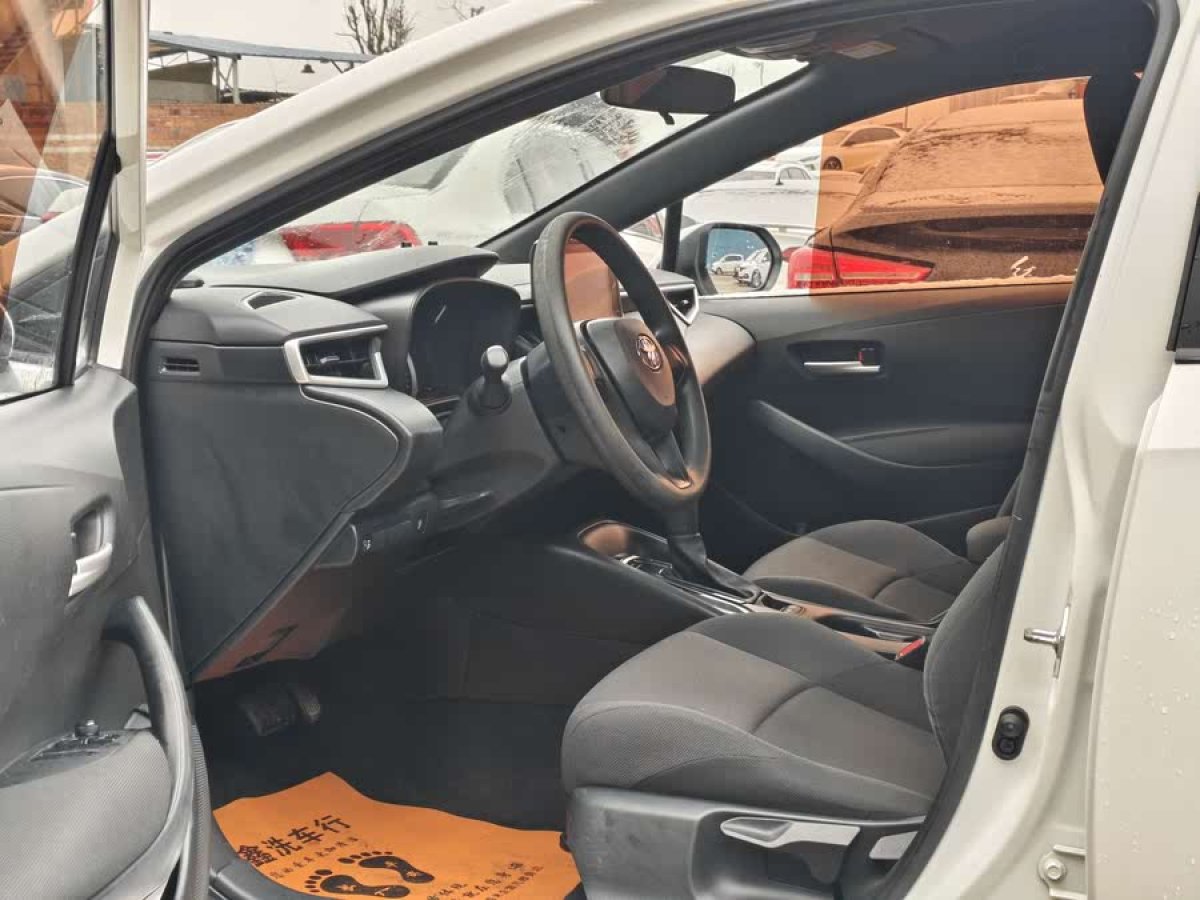 豐田 雷凌  2021款 TNGA 1.5L CVT進(jìn)取版圖片