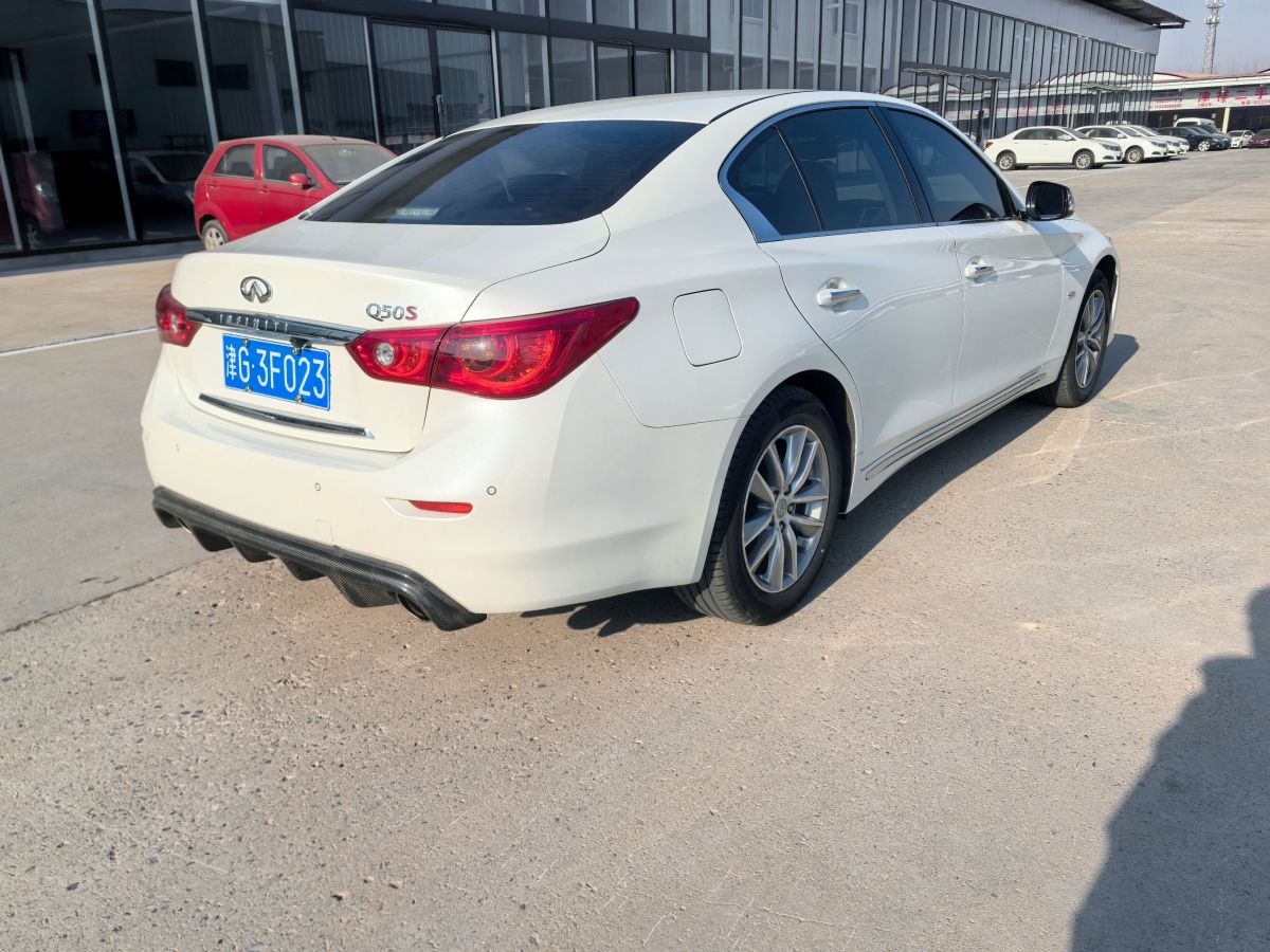 英菲尼迪 Q50L  2016款 2.0T 悅享版圖片