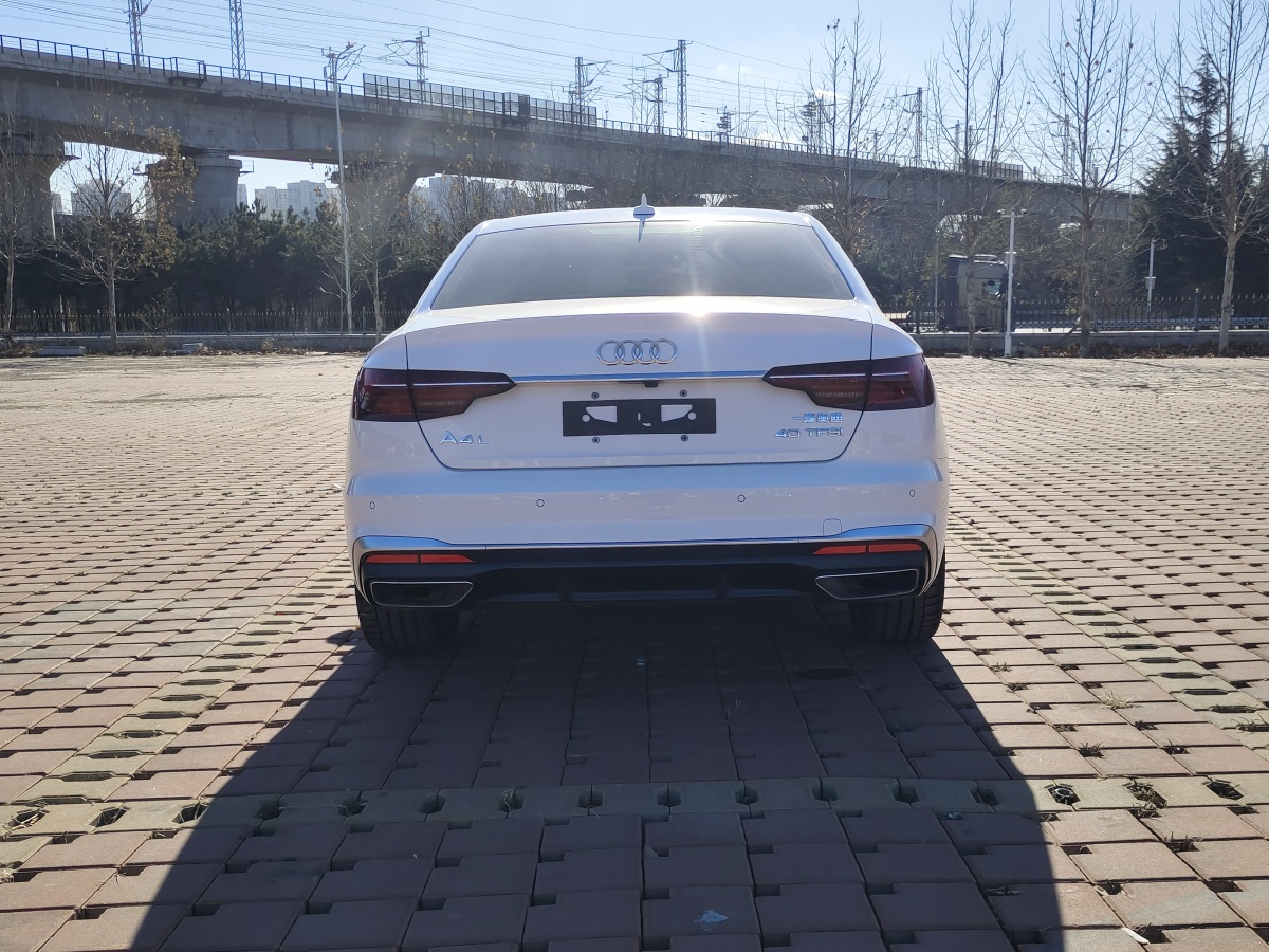 2021年5月奧迪 奧迪A4L  2020款 40 TFSI 豪華動(dòng)感型