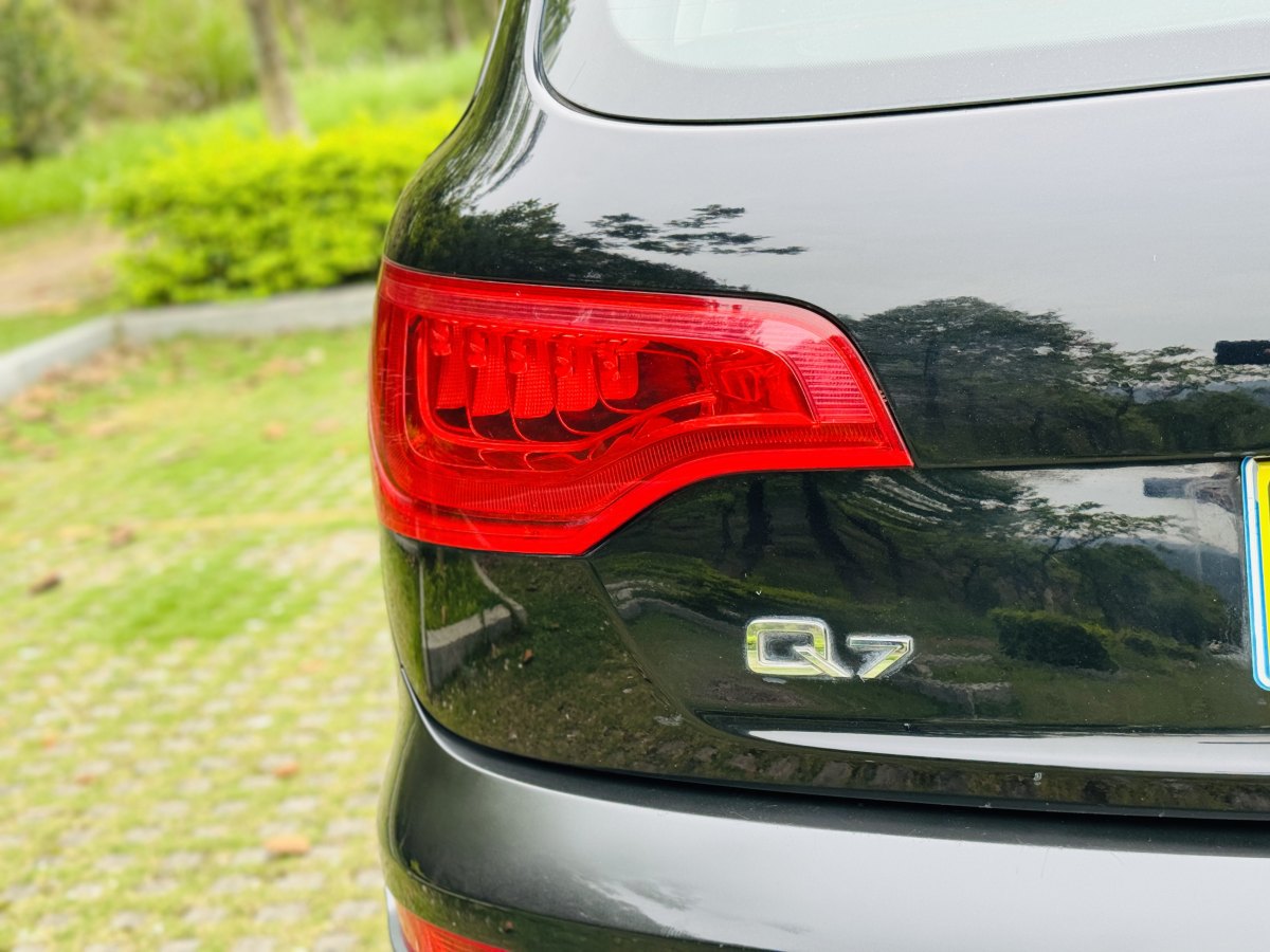 奧迪 奧迪Q7  2012款 3.0 TFSI 進(jìn)取型(200kW)圖片